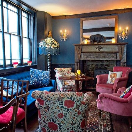 The Old Vicarage Hotel & Restaurant 브리지워터 외부 사진 The interior of the restaurant