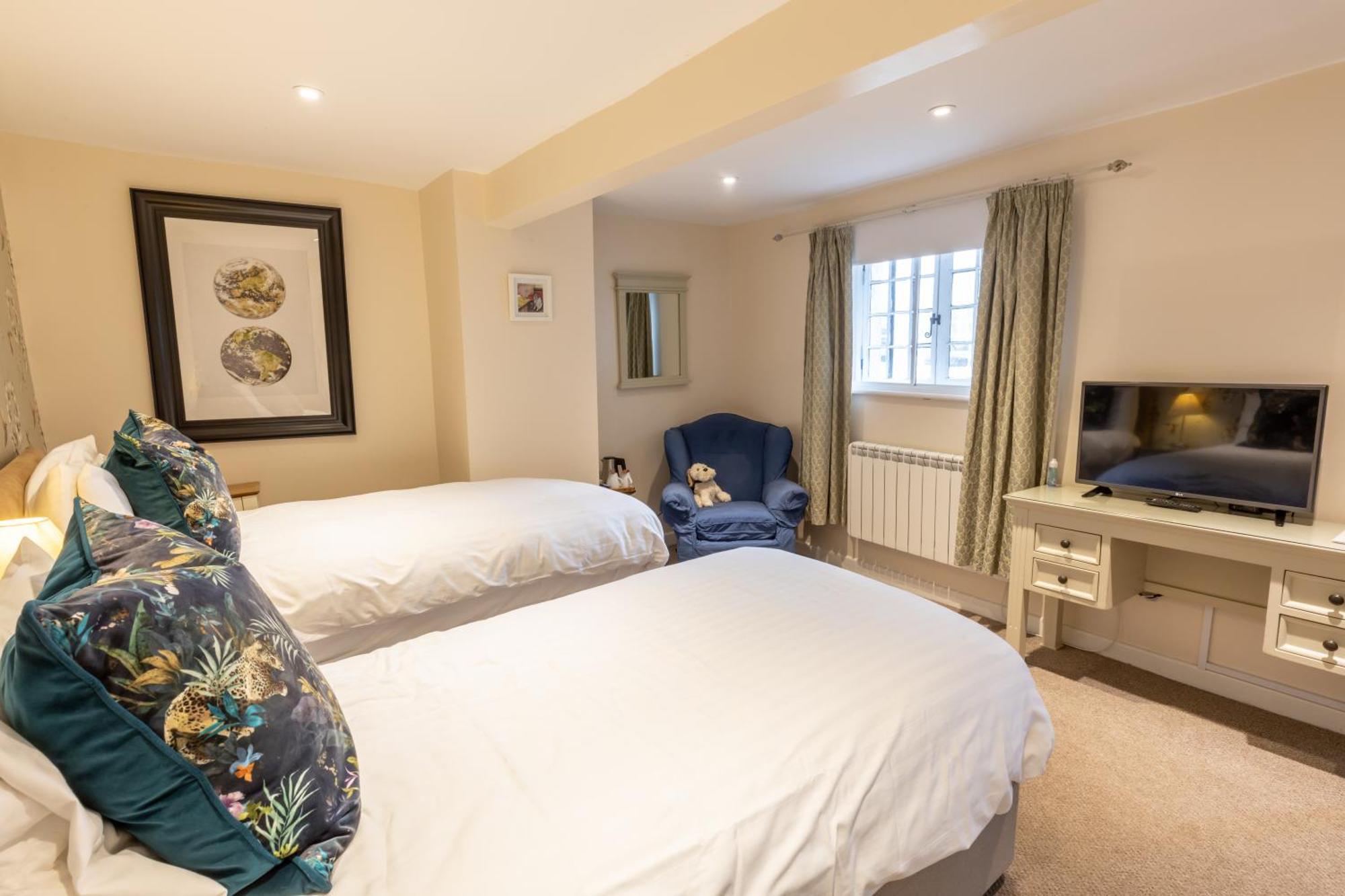 The Old Vicarage Hotel & Restaurant 브리지워터 외부 사진